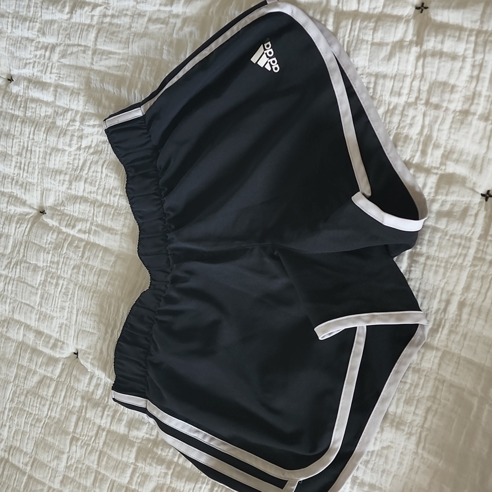 Running shorts